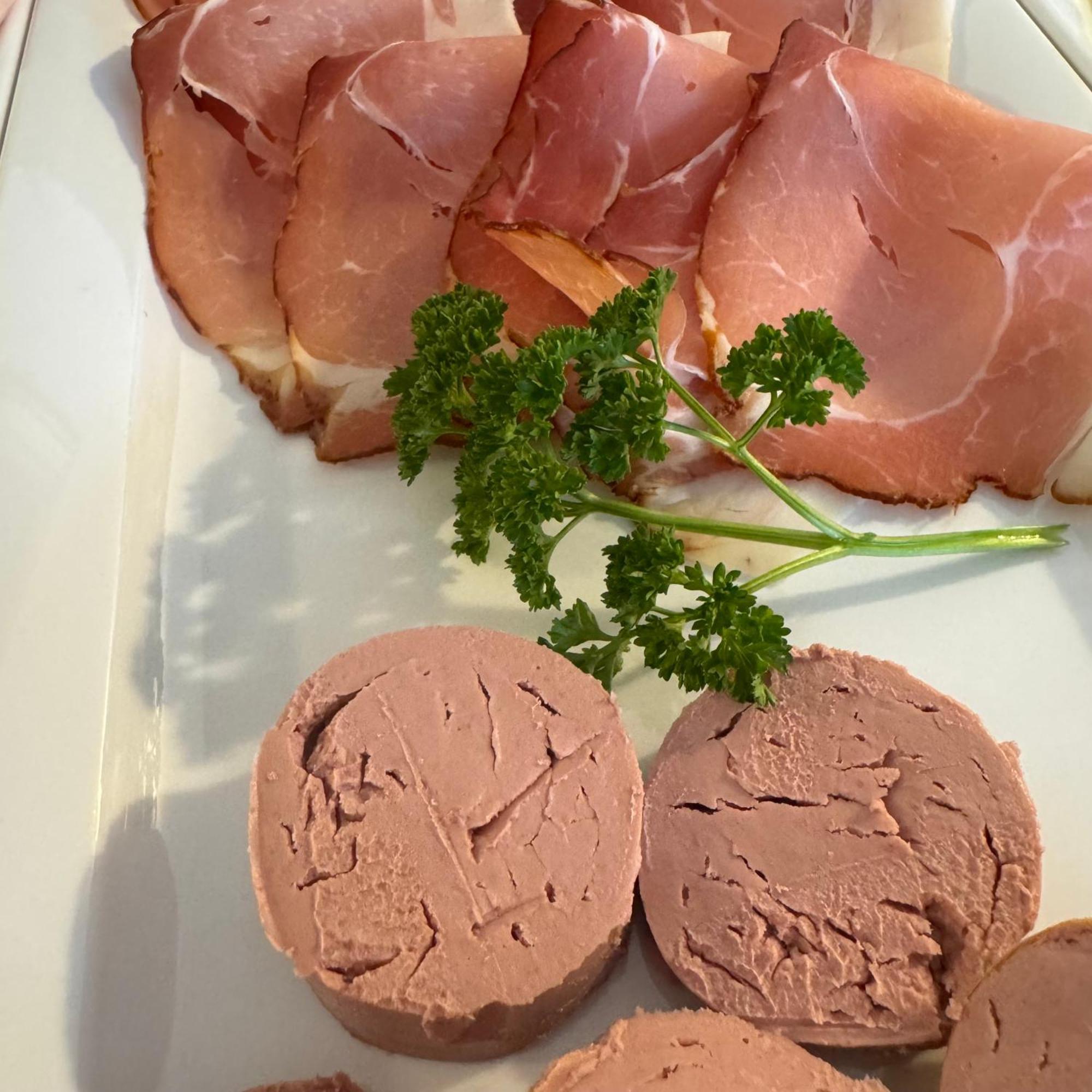 Weingut Tiliahof Bed & Breakfast Браунеберг Екстериор снимка