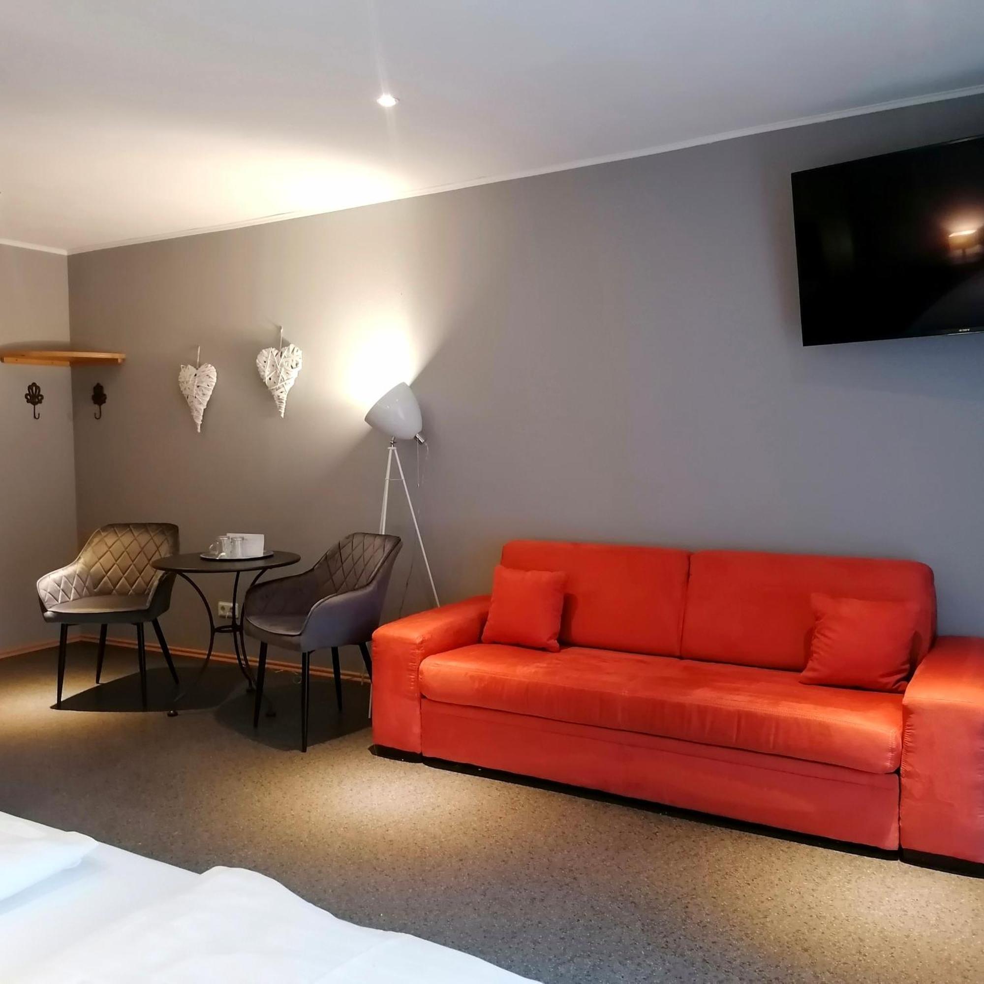 Weingut Tiliahof Bed & Breakfast Браунеберг Екстериор снимка